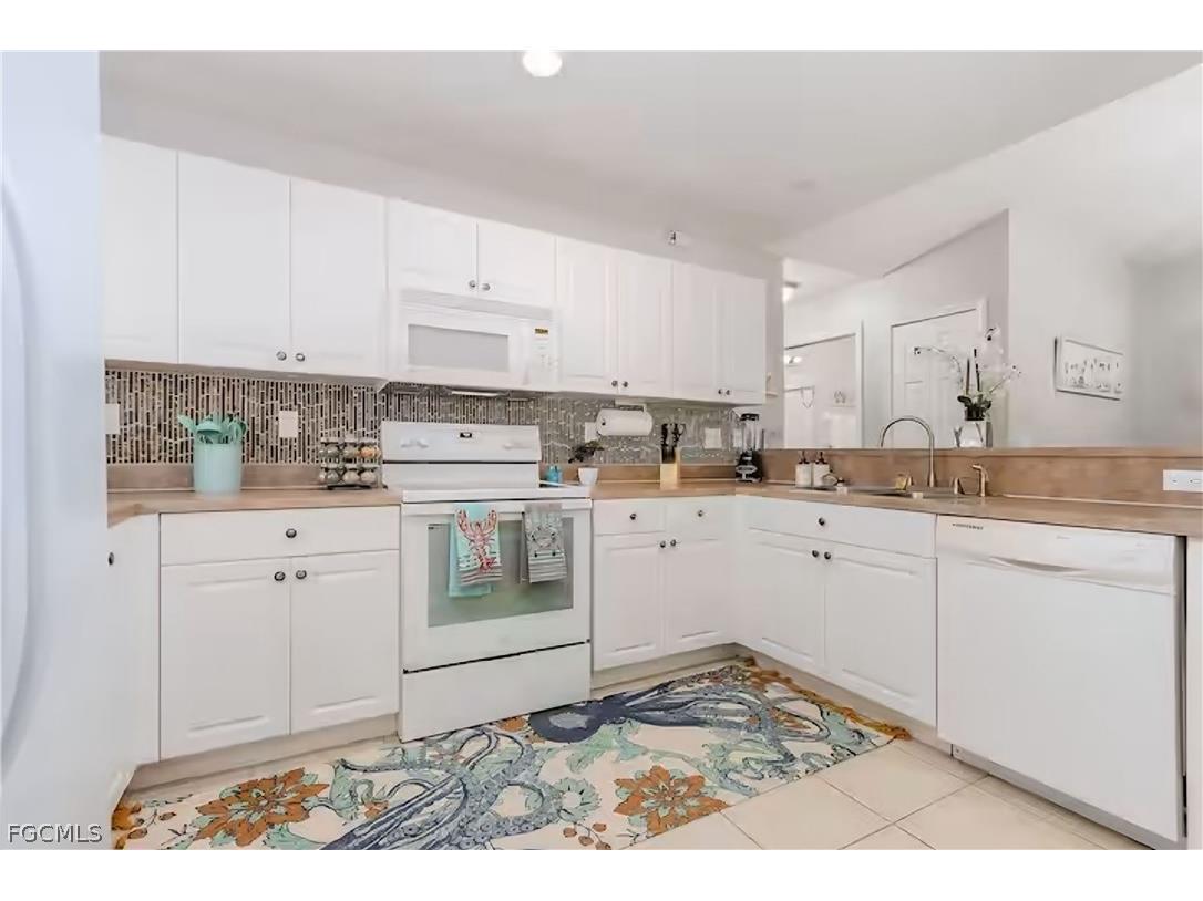 2705 SW 11th Place Cape Coral FL 33914 2026012699 image9