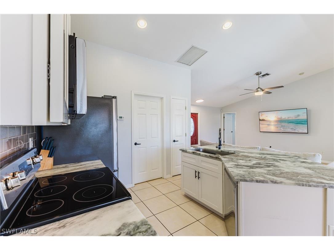 2705 SW 21st Place Cape Coral FL 33914 226010630 image10