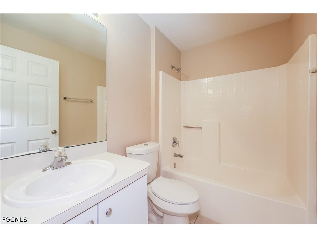 2705 Villa Avenue S Lehigh Acres FL 33976 2026015599 image14