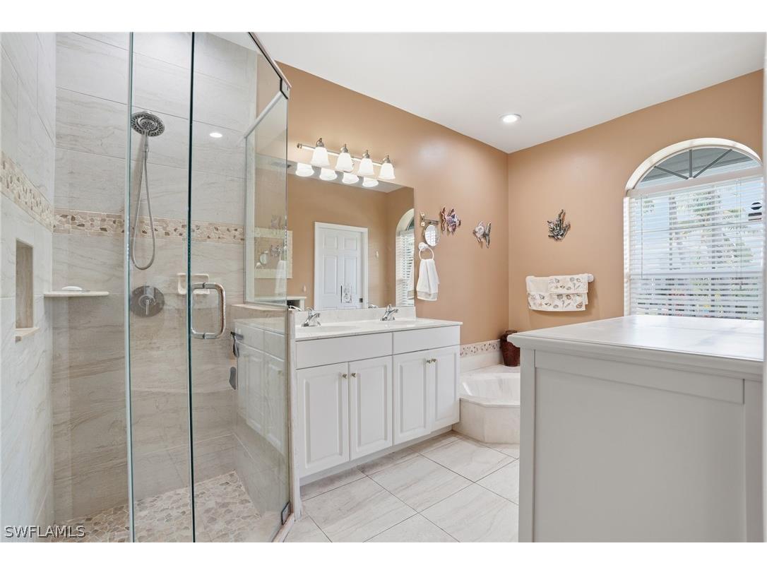27051 Flamingo Drive Bonita Springs FL 34135 226009505 image16