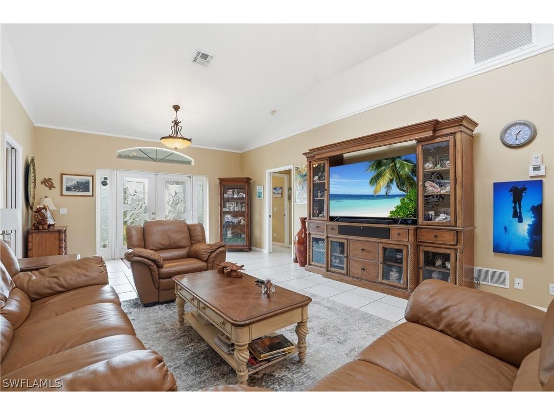 27051 Flamingo Drive Bonita Springs FL 34135 226009505 image5