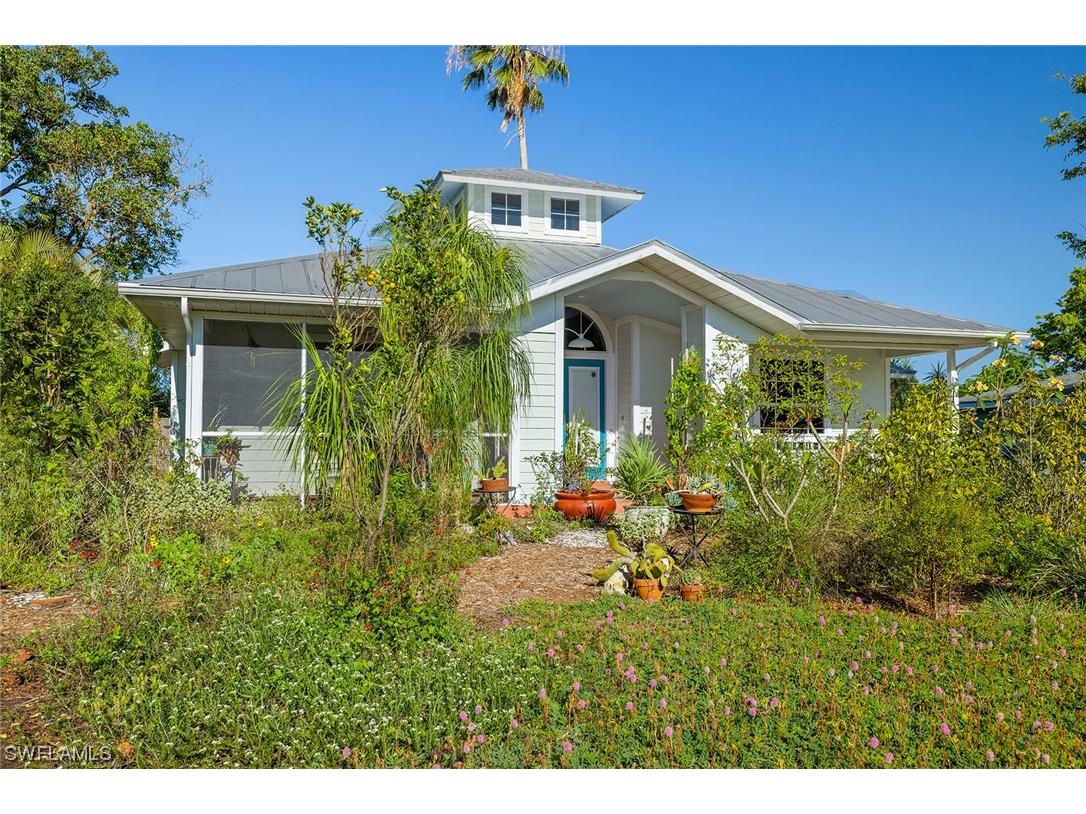 27057 Allan Street Bonita Springs FL 34135 223030492 image1