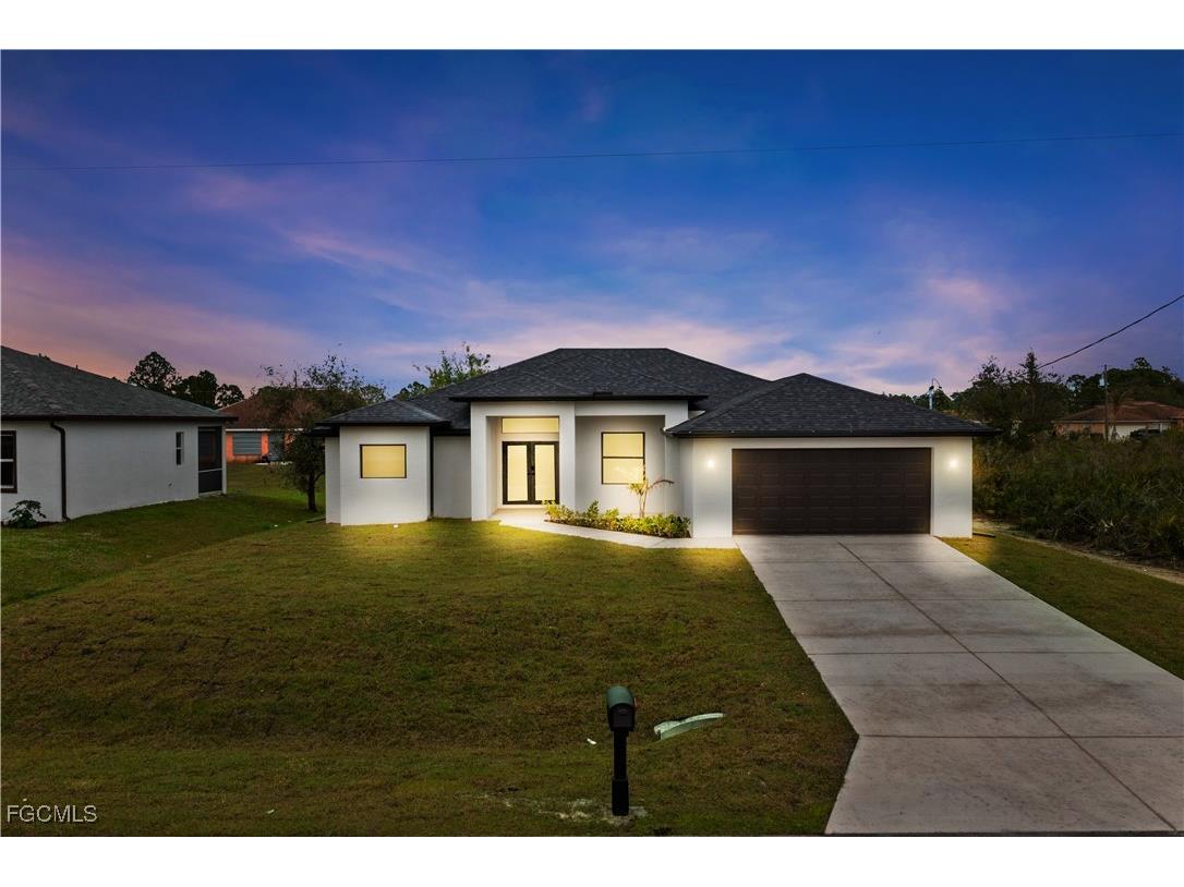 2706 39th Street W Lehigh Acres FL 33971 2025003569 image1