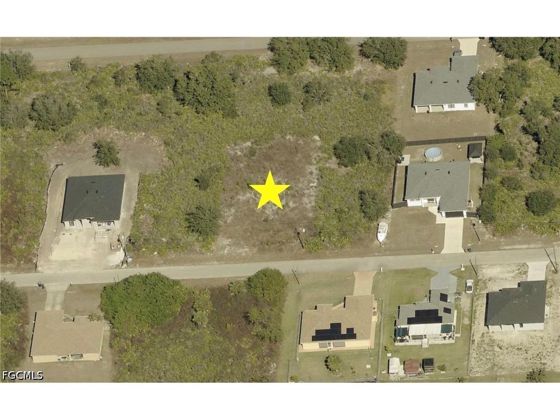 2706 65th Street W Lehigh Acres FL 33971 2026024199 image2