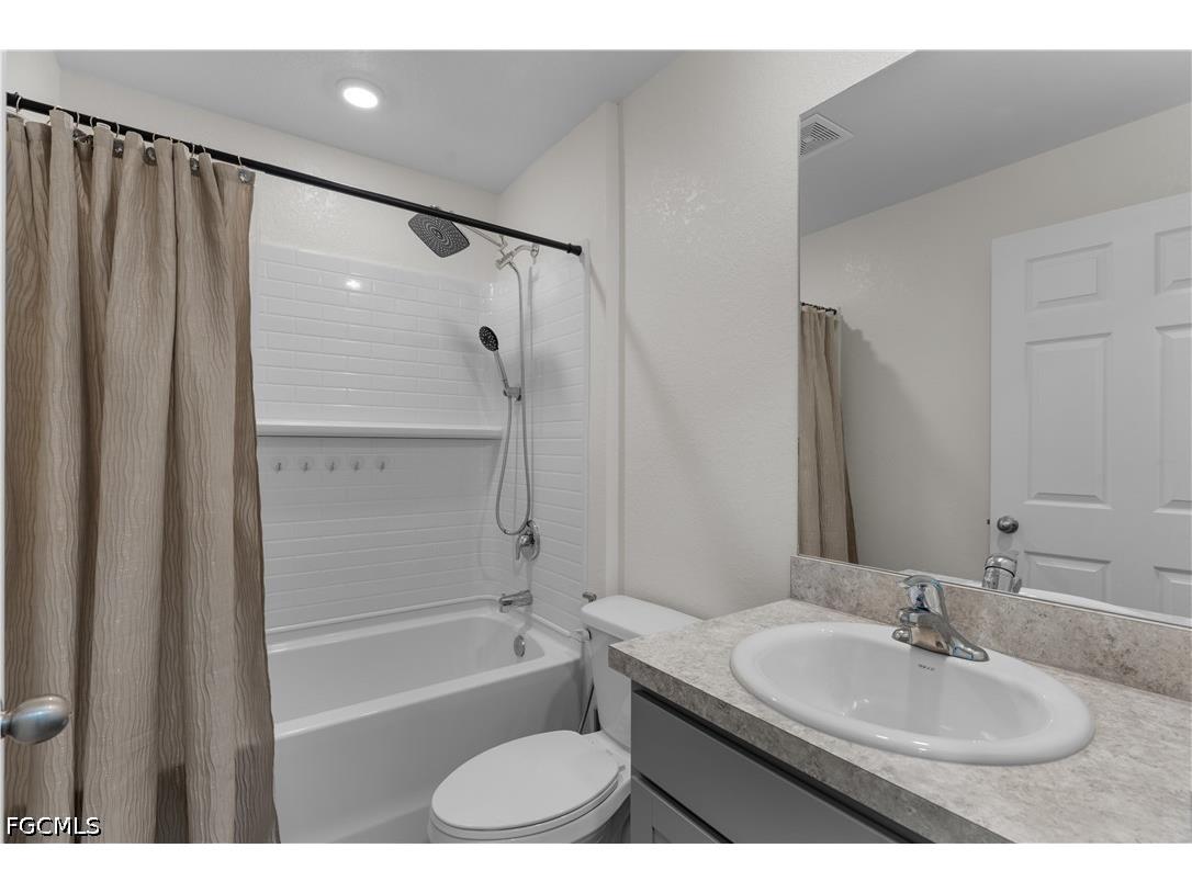 2706 9th Street SW Lehigh Acres FL 33976 2026025346 image9