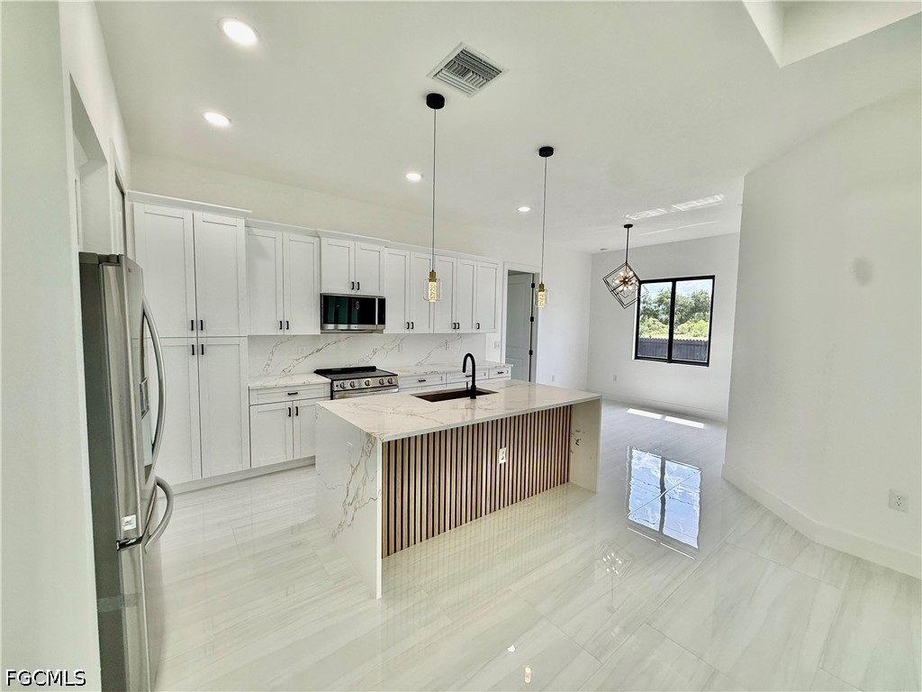 2706 Floyd Avenue S Lehigh Acres FL 33976 2026024512 image10