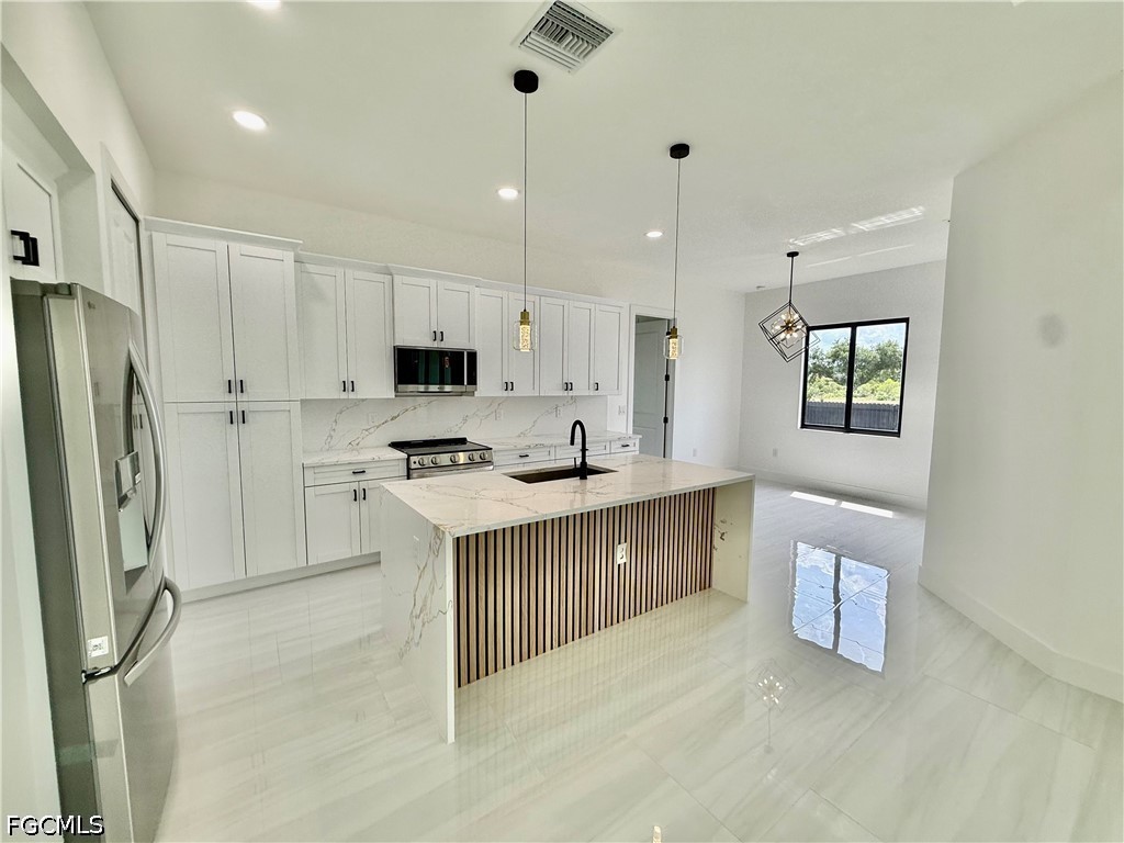 2706 Floyd Avenue S Lehigh Acres FL 33976 2026024512 image11
