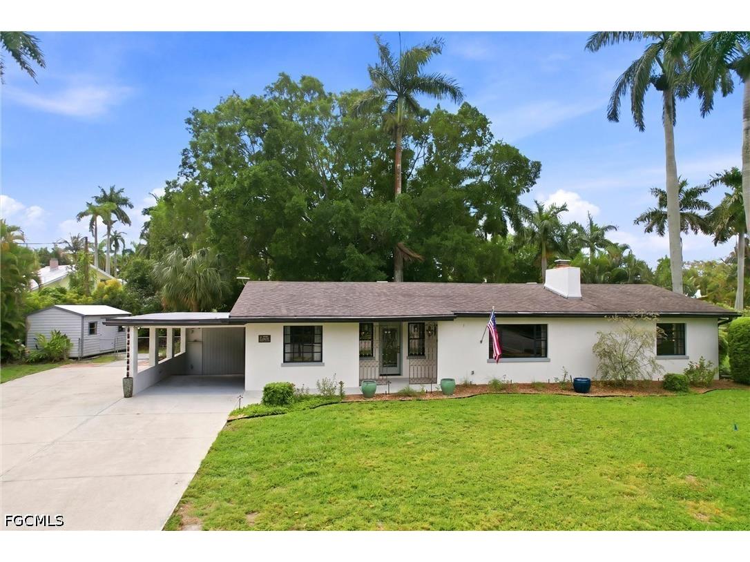 2706 Rhode Island Avenue Fort Myers FL 33916 2026017724 image1