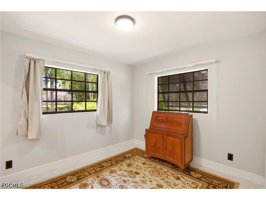 2706 Rhode Island Avenue Fort Myers FL 33916 2026017724 image18