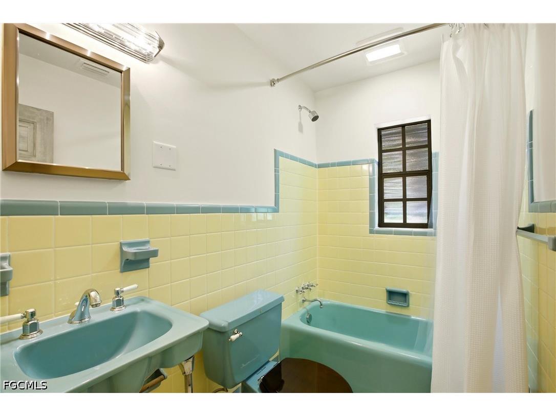 2706 Rhode Island Avenue Fort Myers FL 33916 2026017724 image20