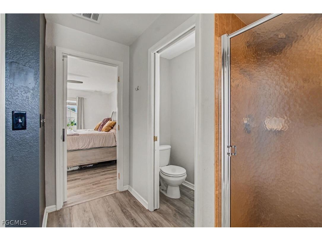 2706 SW 3rd Place Cape Coral FL 33914 2026009290 image16