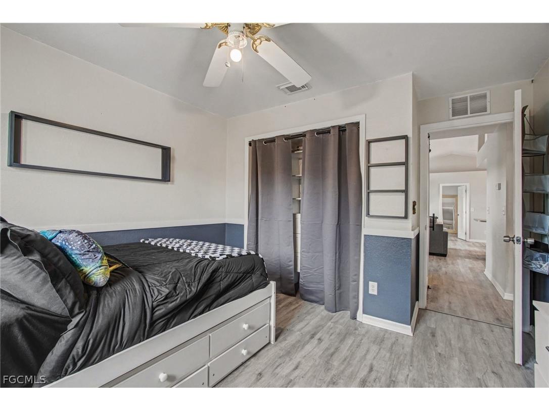 2706 SW 3rd Place Cape Coral FL 33914 2026009290 image18