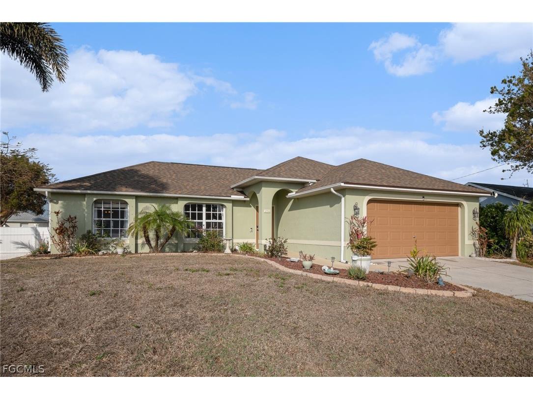 2706 SW 3rd Place Cape Coral FL 33914 2026009290 image2