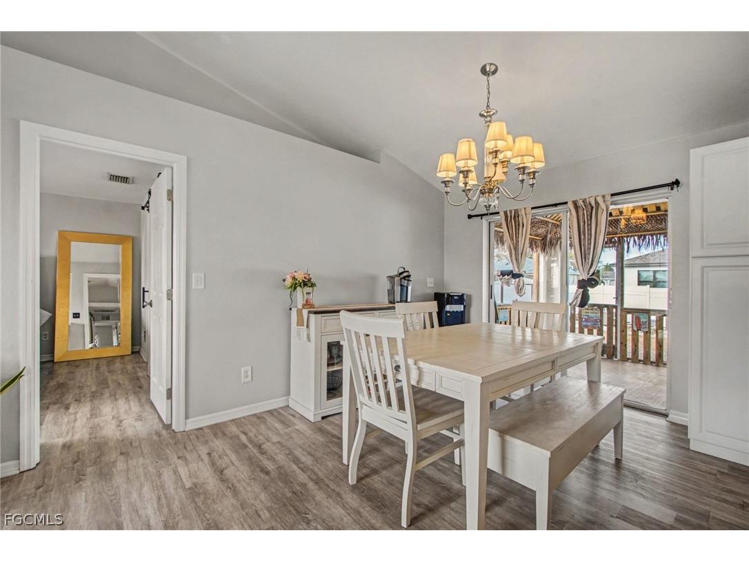 2706 SW 3rd Place Cape Coral FL 33914 2026009290 image7