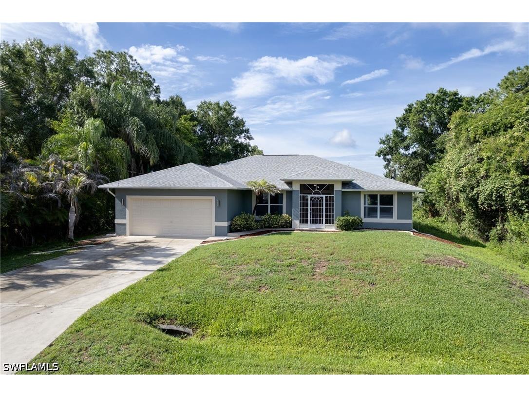 2707 7th Street W Lehigh Acres FL 33971 226021455 image1