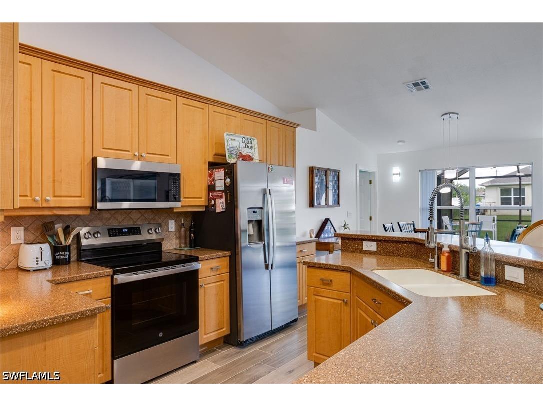 2707 7th Street W Lehigh Acres FL 33971 226021455 image8