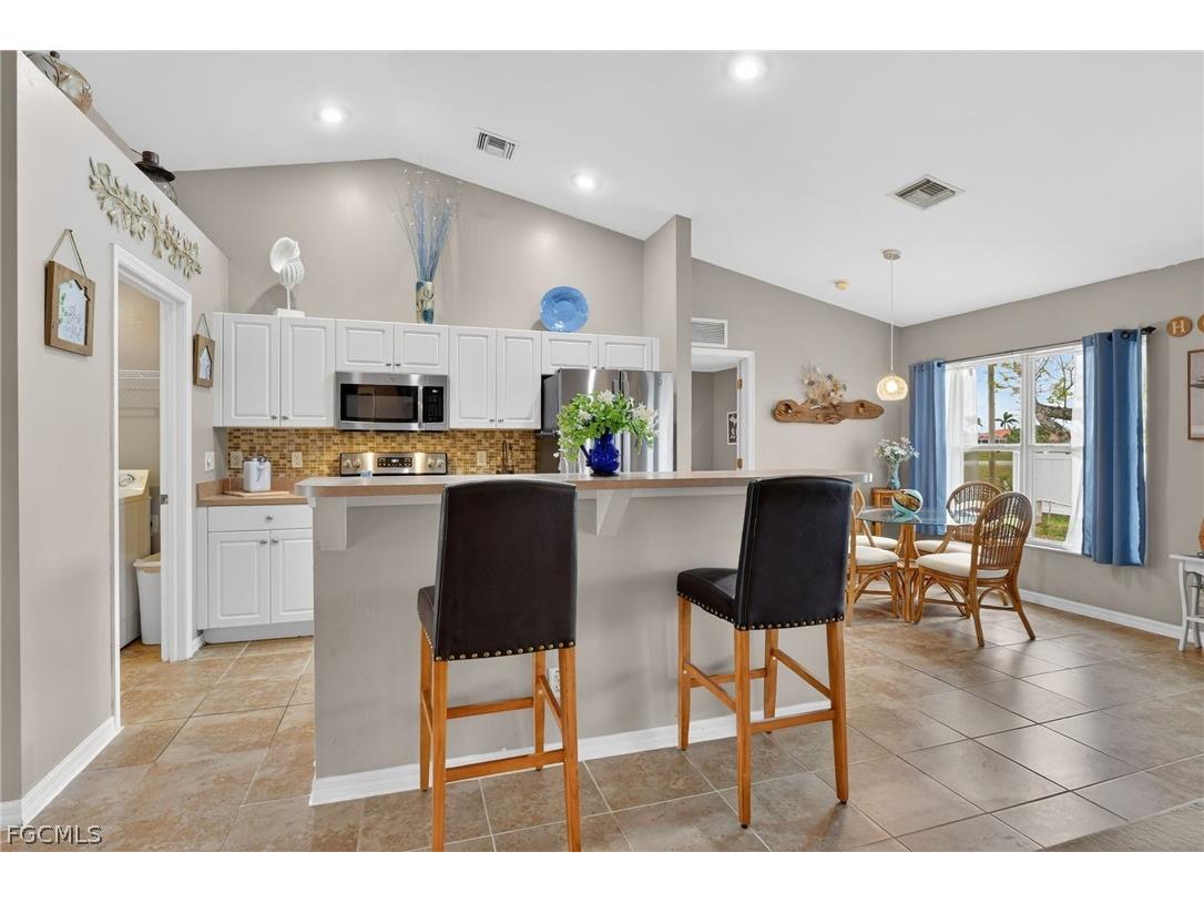 2707 NE 5th Avenue Cape Coral FL 33909 2026013195 image10