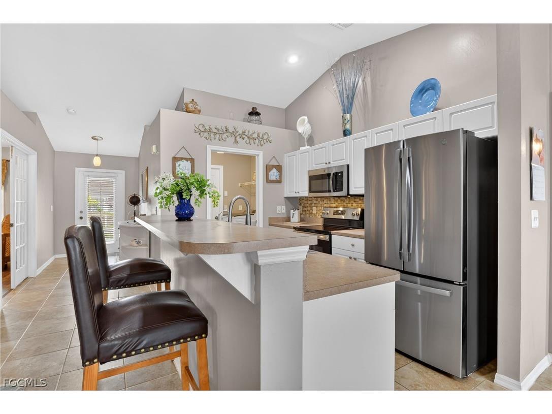 2707 NE 5th Avenue Cape Coral FL 33909 2026013195 image12