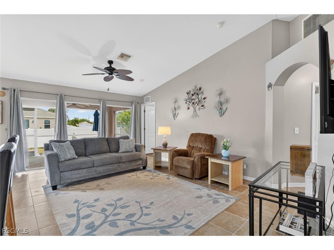 2707 NE 5th Avenue Cape Coral FL 33909 2026013195 image18