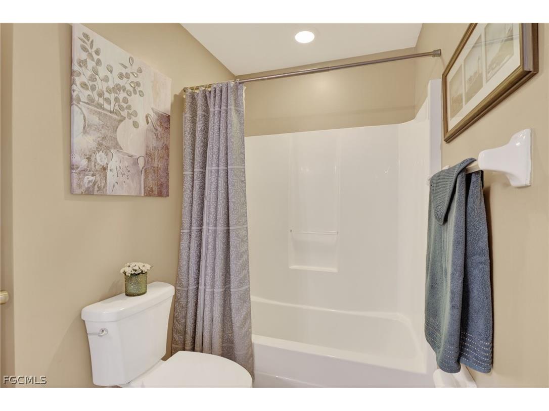 2707 NE 5th Avenue Cape Coral FL 33909 2026013195 image39
