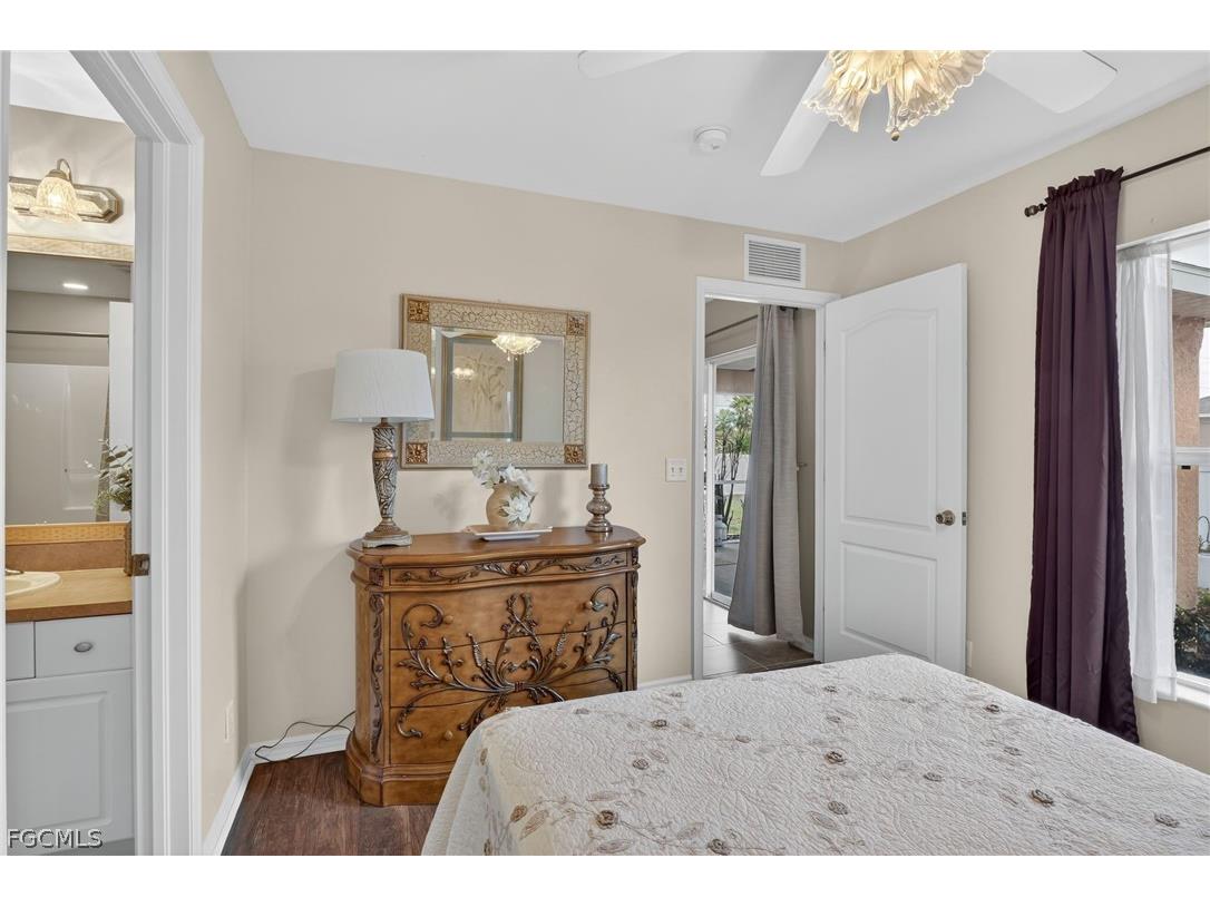 2707 NE 5th Avenue Cape Coral FL 33909 2026013195 image42
