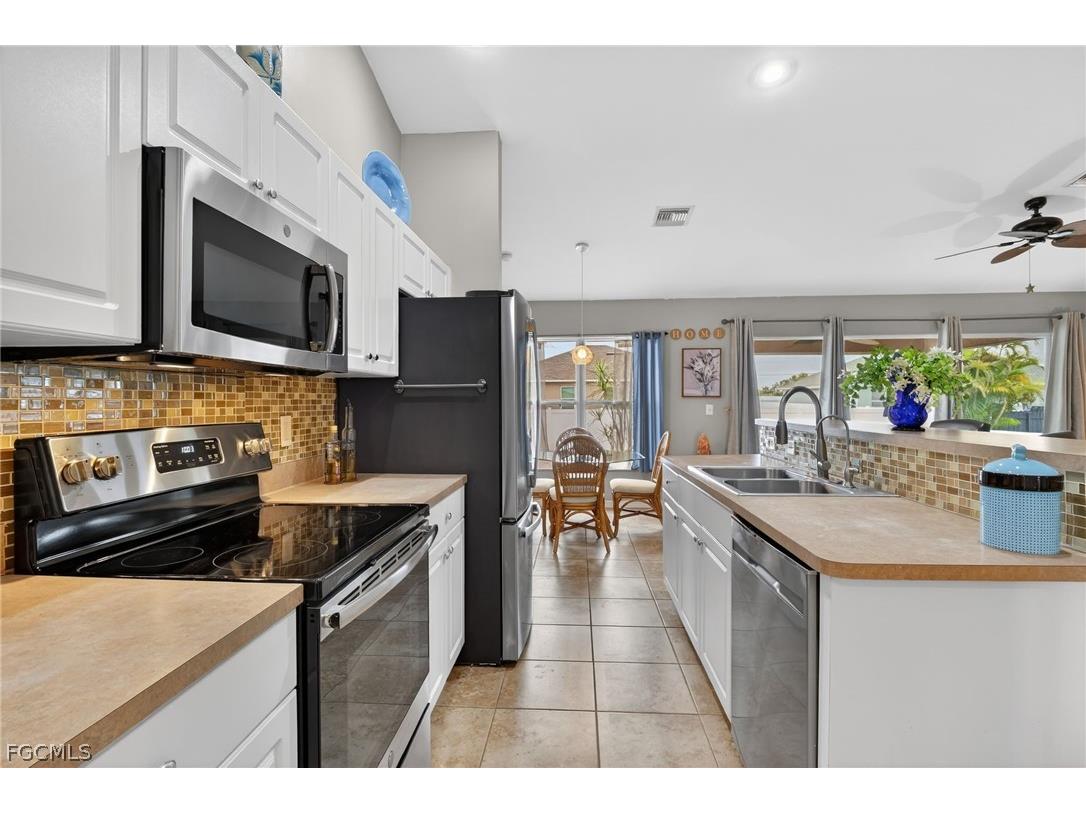 2707 NE 5th Avenue Cape Coral FL 33909 2026013195 image9
