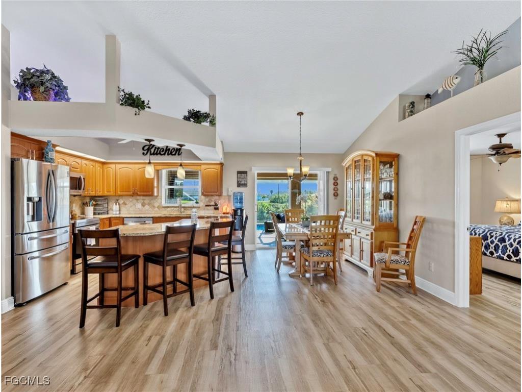 2707 NE 5th Place Cape Coral FL 33909 2025010386 image12