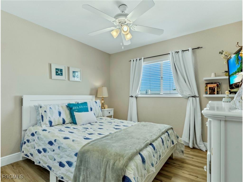 2707 NE 5th Place Cape Coral FL 33909 2025010386 image26