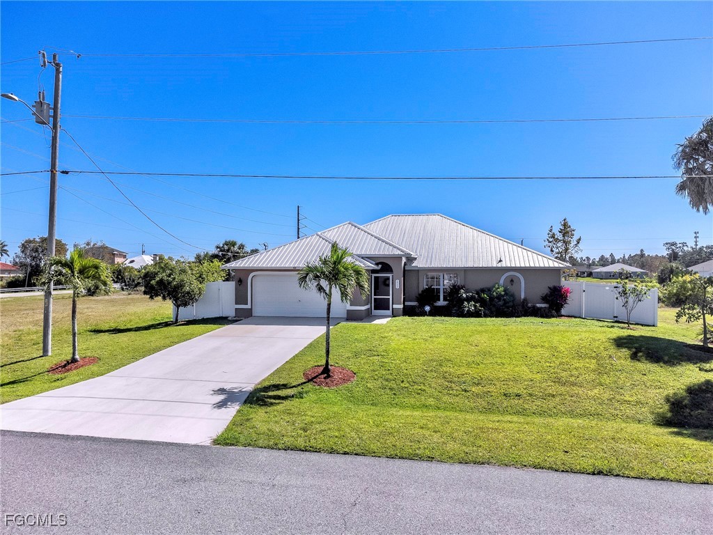 2707 NE 5th Place Cape Coral FL 33909 2025010386 image38