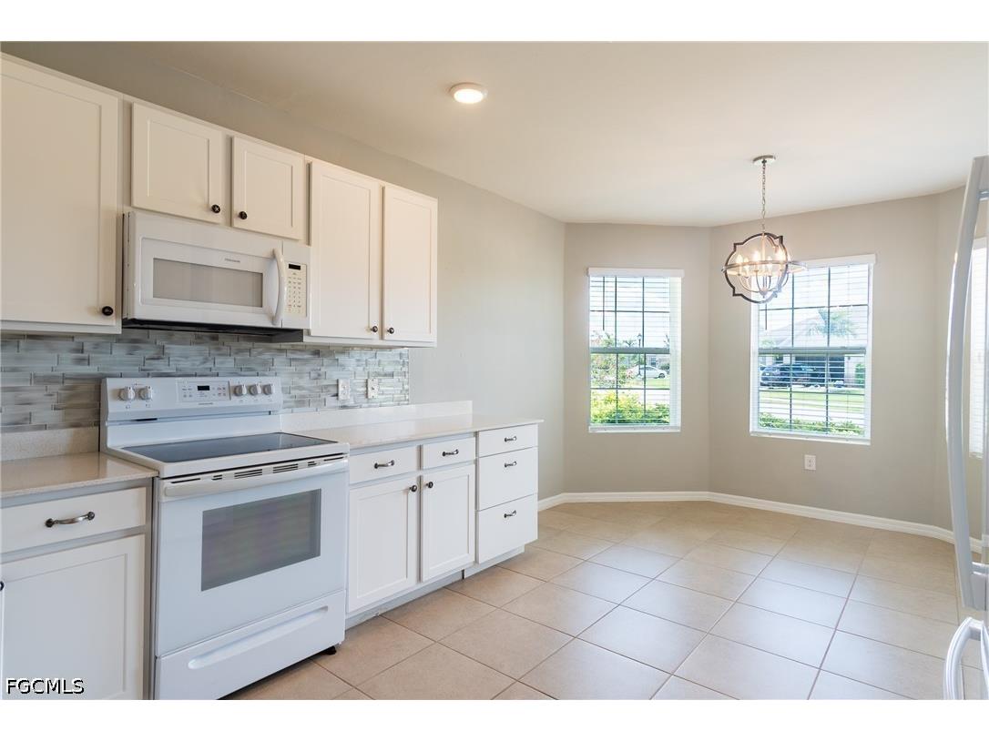 2707 Tarragona Court Cape Coral FL 33909 2026020348 image13