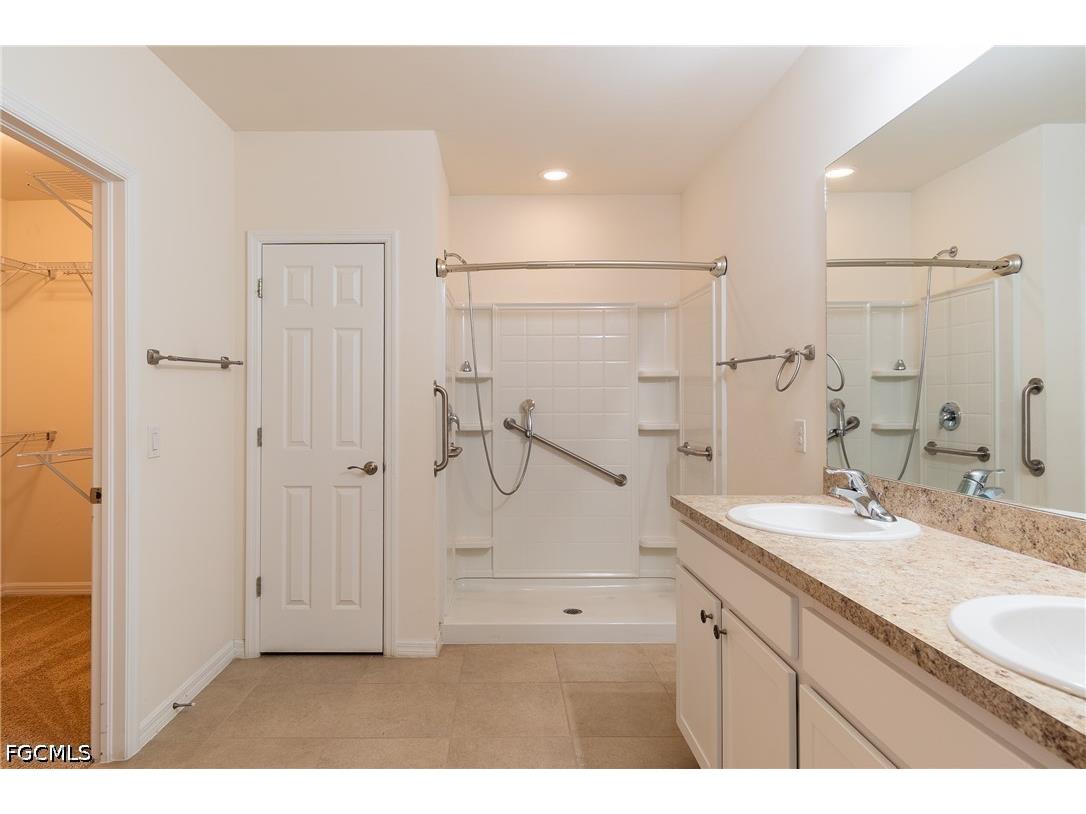 2707 Tarragona Court Cape Coral FL 33909 2026020348 image20