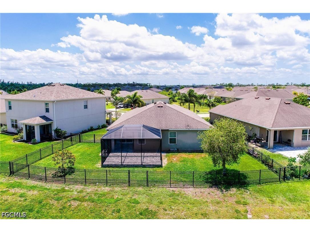 2707 Tarragona Court Cape Coral FL 33909 2026020348 image3