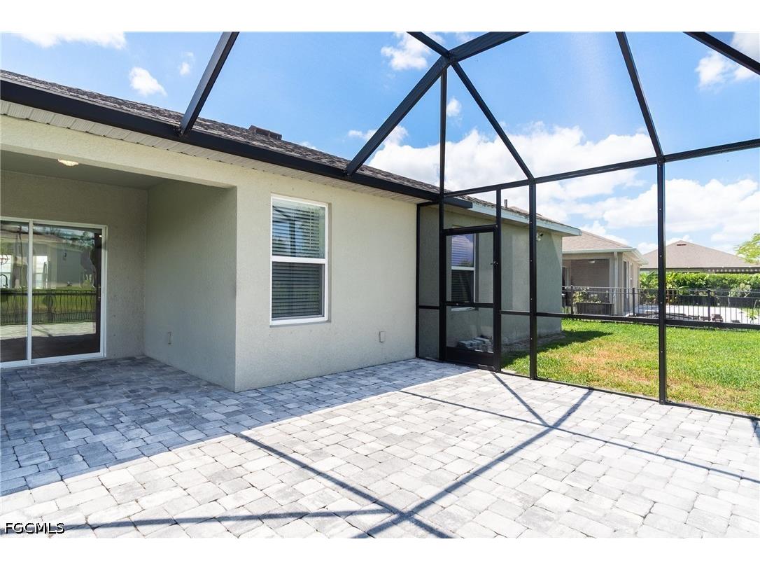 2707 Tarragona Court Cape Coral FL 33909 2026020348 image30