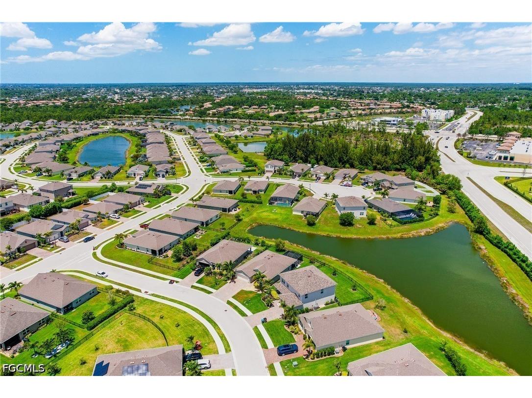 2707 Tarragona Court Cape Coral FL 33909 2026020348 image7