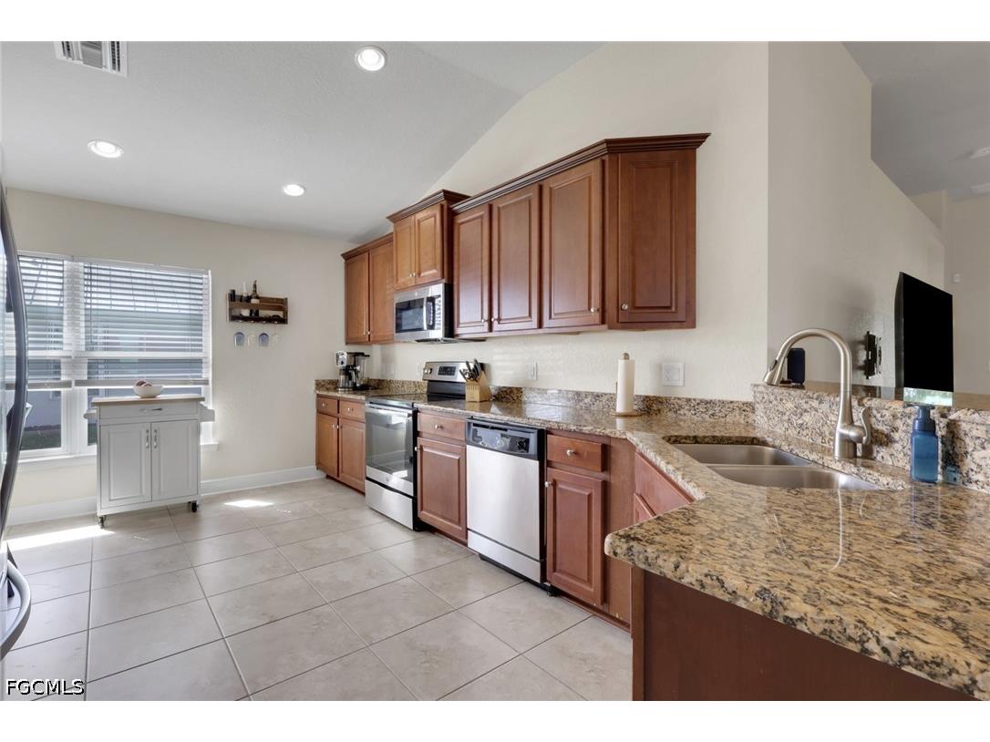 27077 Brook Forest Road Punta Gorda FL 33950 2026028417 image9