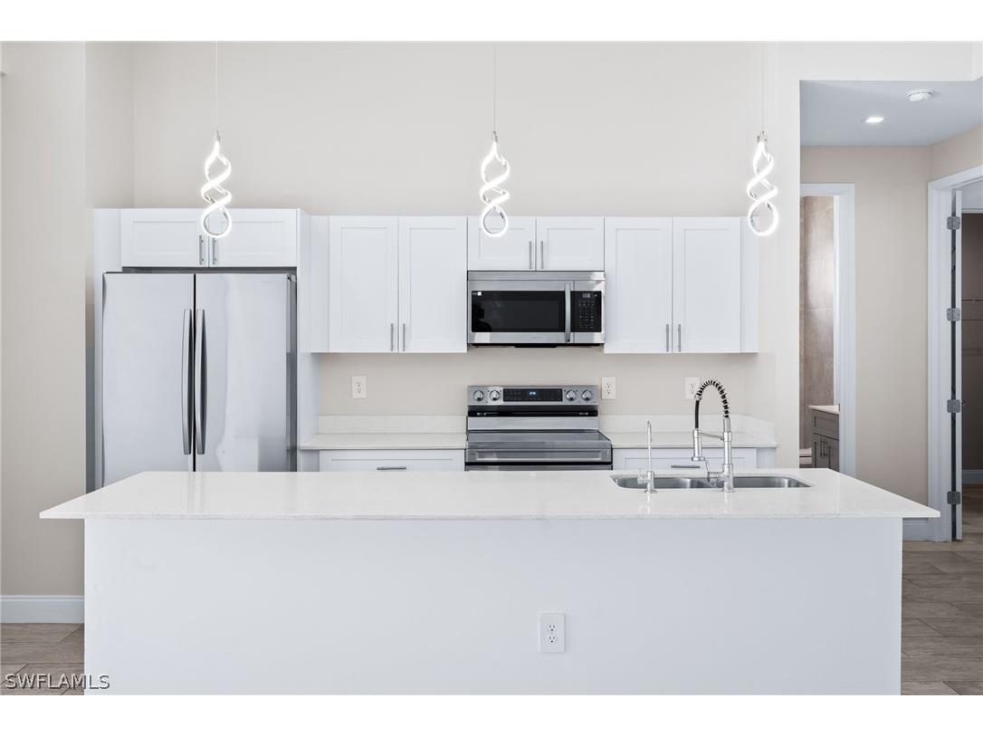 2708 20th Street W Lehigh Acres FL 33971 226011006 image3
