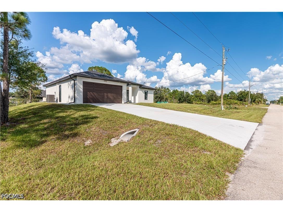 2708 42nd Street W Lehigh Acres FL 33971 2026022936 image4