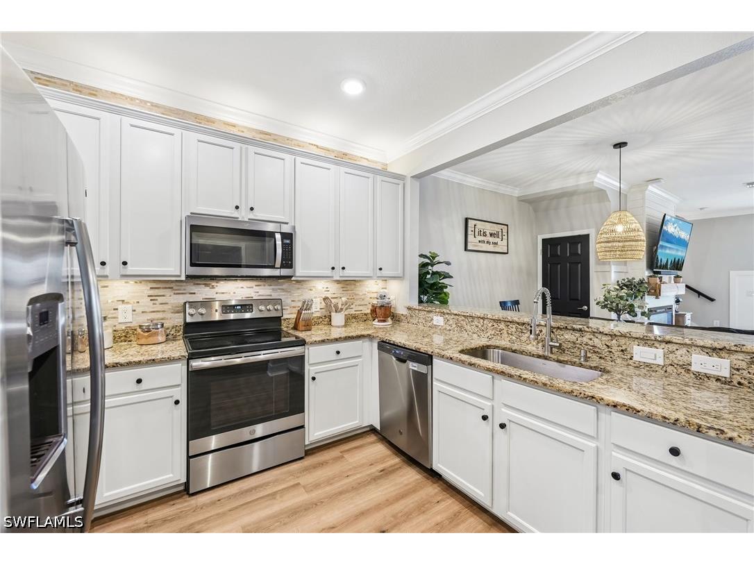 2708 Blossom Way Naples FL 34120 226018318 image11