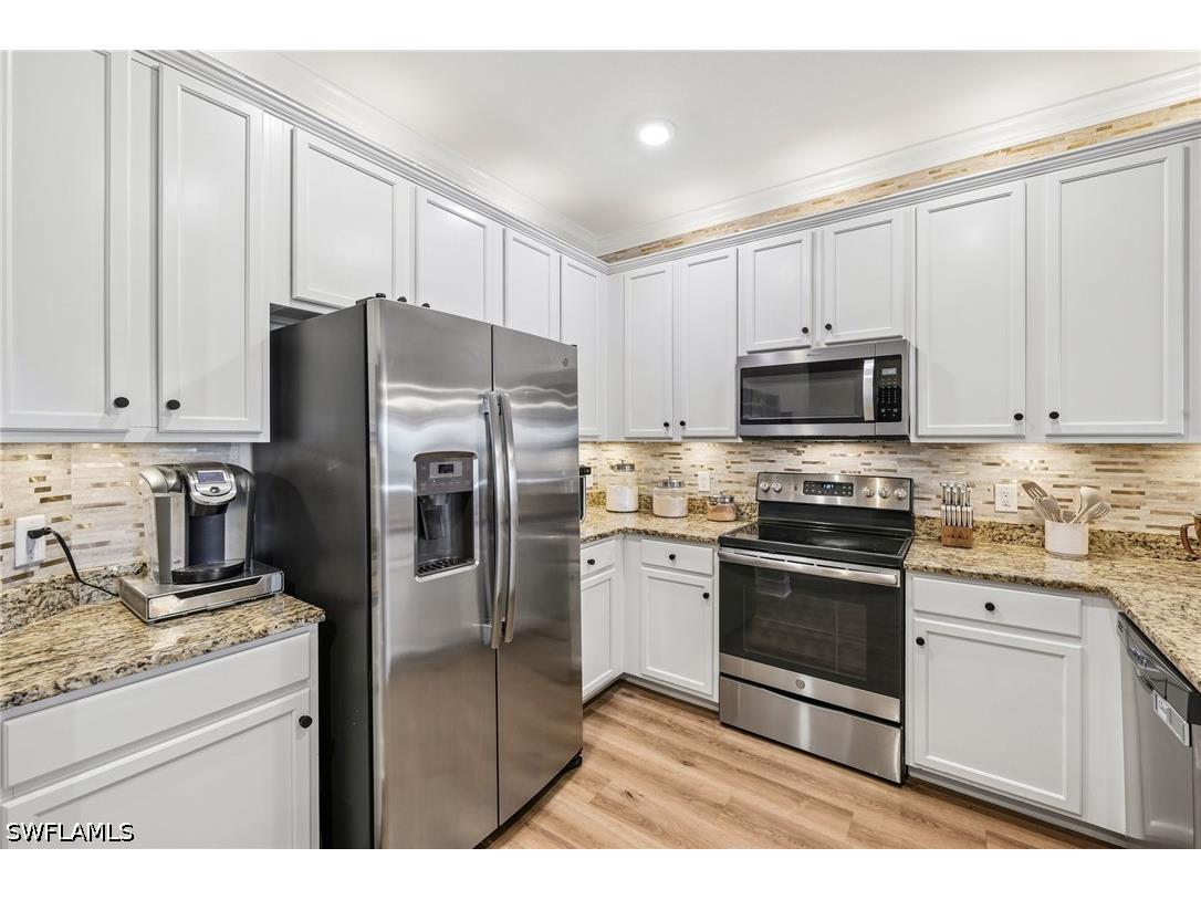 2708 Blossom Way Naples FL 34120 226018318 image12