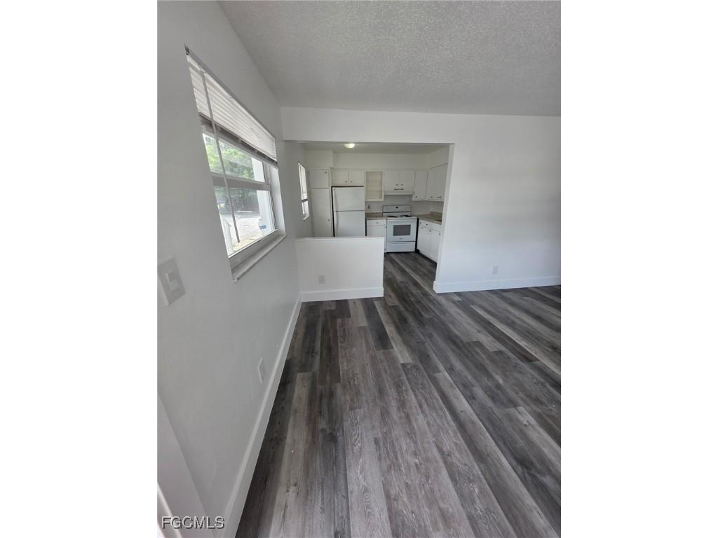 2708 Broadway #4 Fort Myers FL 33901 2025025866 image1