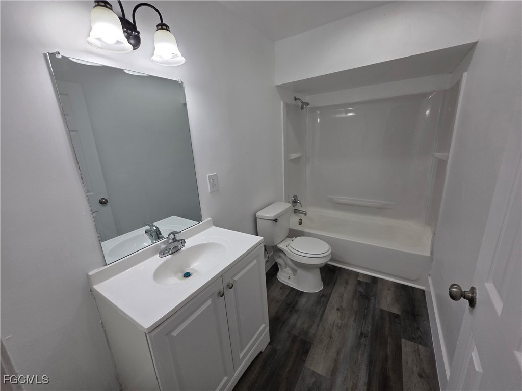 2708 Broadway #4 Fort Myers FL 33901 2025025866 image5