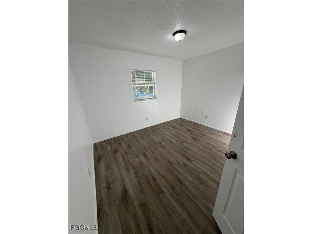 2708 Broadway #7 Fort Myers FL 33901 2026004706 image4