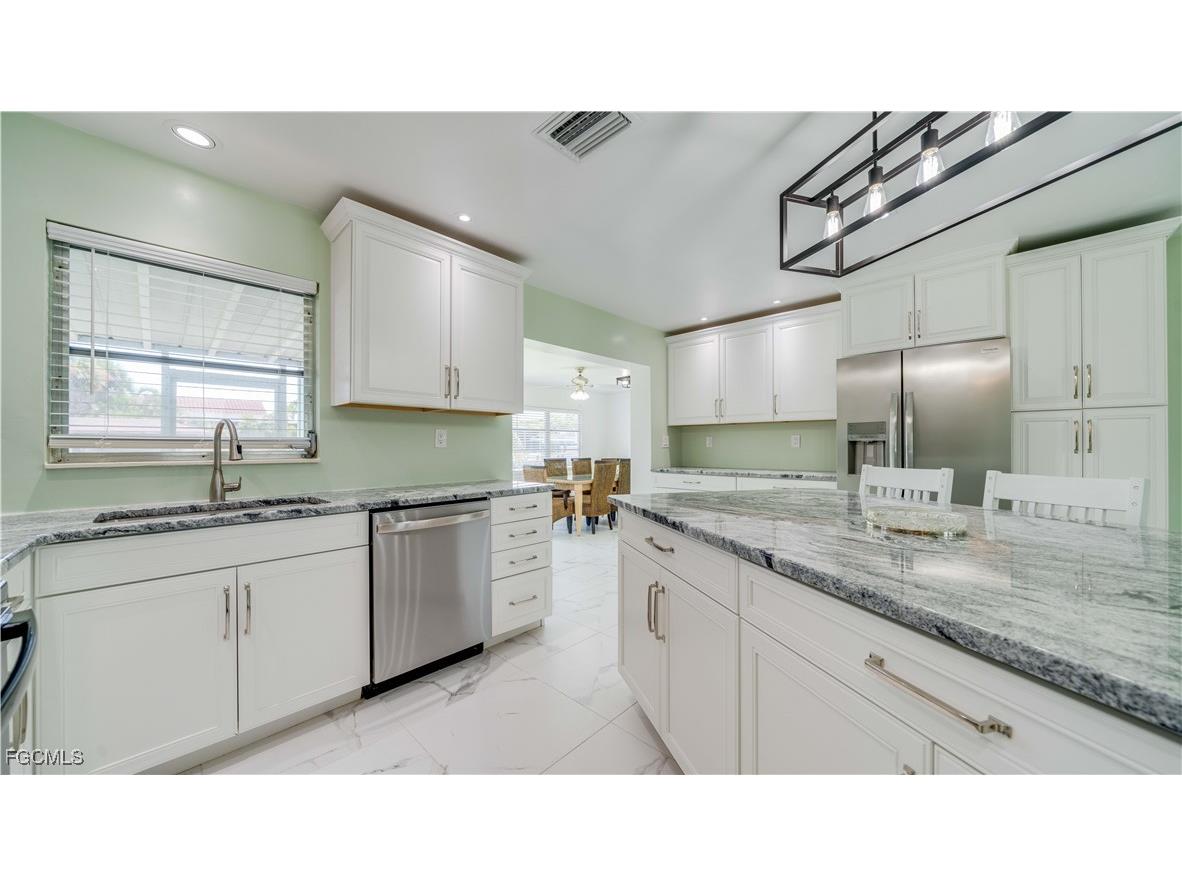 2708 Mangrove Street Saint James City FL 33956 2025003952 image18