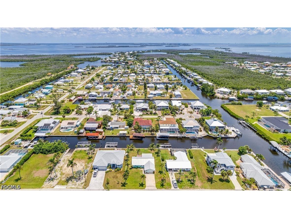 2708 Mangrove Street Saint James City FL 33956 2026019466 image33