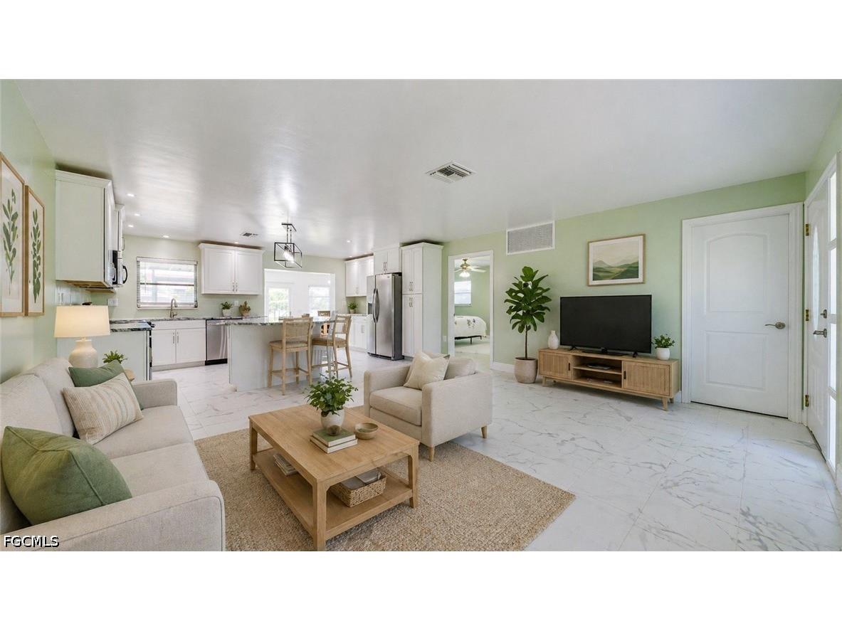 2708 Mangrove Street Saint James City FL 33956 2026019466 image4