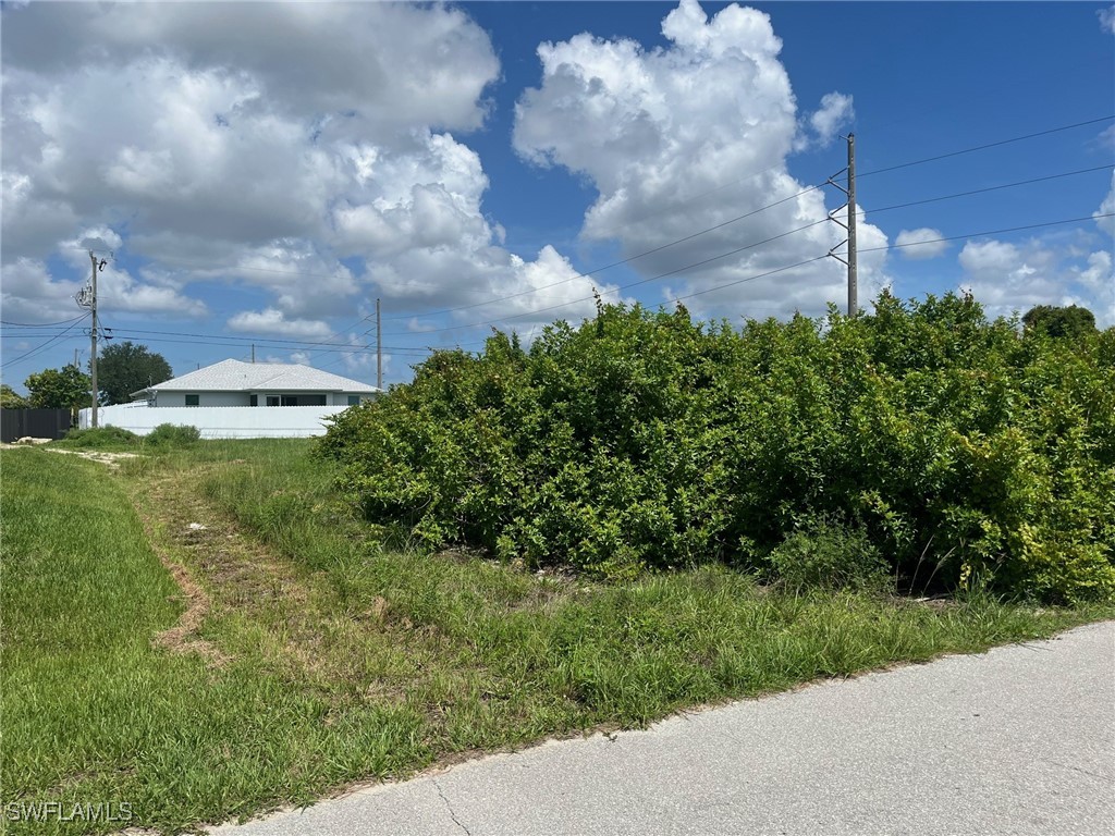2708 NE 4th Place Cape Coral FL 33909 225057243 image1