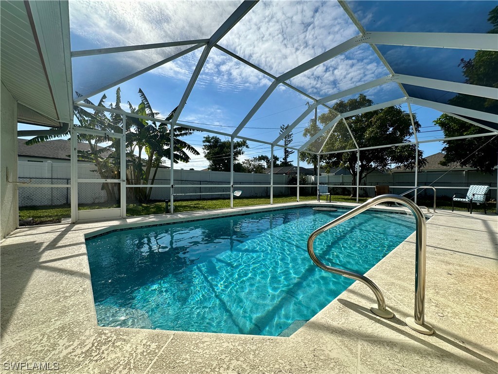 2708 SE 12th Place Cape Coral FL 33904 224005452 image1
