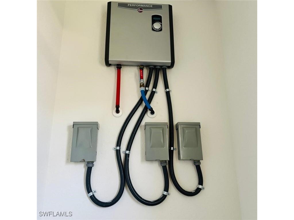 2708 SW 4th Terrace Cape Coral FL 33991 225066542 image8