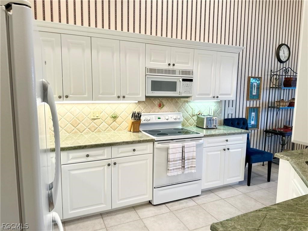 27080 Lake Harbor Court #202 Bonita Springs FL 34134 2026010335 image10