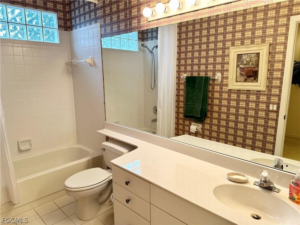 27080 Lake Harbor Court #202 Bonita Springs FL 34134 2026010335 image21